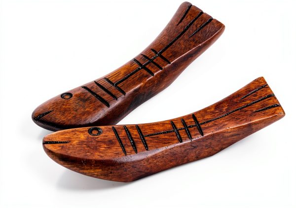 Fish Shape Wooden Chopstick Rest Set of 4 Two Colors 7x1.6cm-2